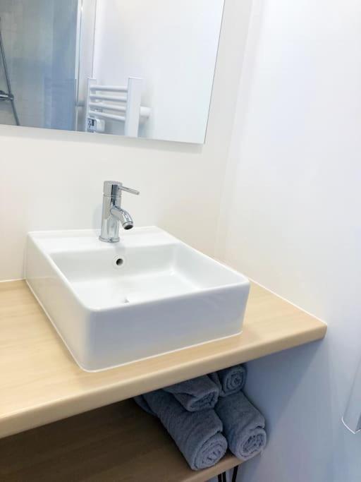 La Belle Consigne - Appartements Dinan Centre Gare المظهر الخارجي الصورة
