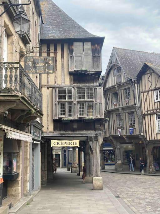 La Belle Consigne - Appartements Dinan Centre Gare المظهر الخارجي الصورة